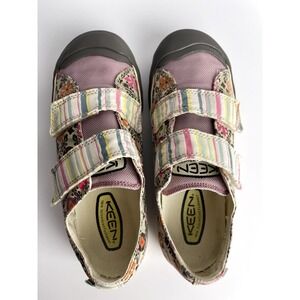 Keen Canvass Vulcanized Floral Print Sneakers Shoes Big girl And or Women SIZE 8